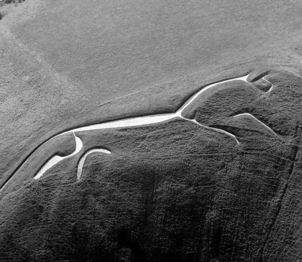 A famous figure of the ‘White Horse’ in the English countryside, formed more than 3,000 years ago from trenches filled with white chalk